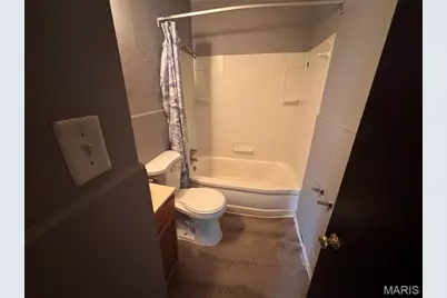 705 Beardsley Court, Ferguson, MO 63135 - Photo 11