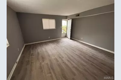 705 Beardsley Court, Ferguson, MO 63135 - Photo 3