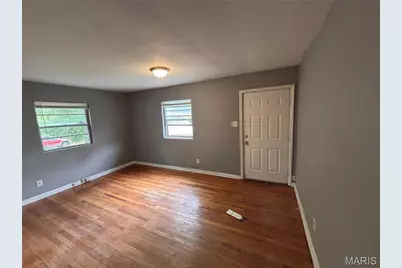 705 Beardsley Court, Ferguson, MO 63135 - Photo 7
