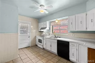 5941 Park Ln, Saint Louis, MO 63147 - Photo 11