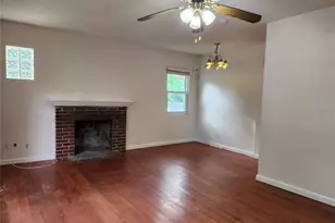 8137 Vardaman Dr, University City, MO 63130 - Photo 15