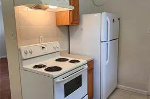 8137 Vardaman Dr, University City, MO 63130 - Photo 7