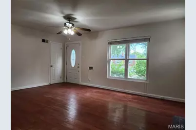 8137 Vardaman Drive, University City, MO 63130 - Photo 3