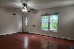 8137 Vardaman Dr, University City, MO 63130 - Photo 3