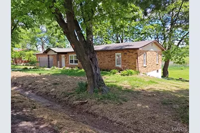 240 Lakeview Drive, Elsberry, MO 63343 - Photo 1