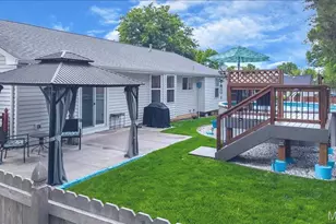 1004 N Brampton Dr, Saint Charles, MO 63304 - Photo 7