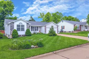 1004 N Brampton Dr, Saint Charles, MO 63304 - Photo 3