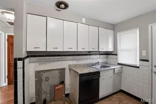 1233 Bosworth Dr, Saint Louis, MO 63137 - Photo 15