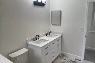3125 Park Hampton Ct, Saint Louis, MO 63139 - Photo 25