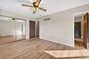 2562 Grayland Walk, Unincorporated, MO 63129 - Photo 15
