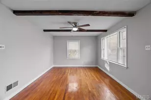 10175 Cloverdale Dr, Saint Louis, MO 63136 - Photo 7