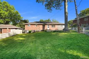 2261 Eleanor Kay Dr, Mehlville, MO 63125 - Photo 33