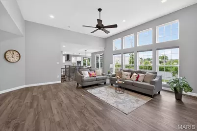 544 Miralago Shore Drive, Saint Peters, MO 63376 - Photo 5