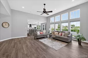 544 Miralago Shore Dr, Saint Peters, MO 63376 - Photo 5