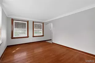 240 S Barat Ave, Saint Louis, MO 63135 - Photo 9