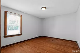 240 S Barat Ave, Saint Louis, MO 63135 - Photo 7