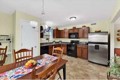 1711 Piedmont Circle #101, Saint Charles, MO 63304 - Photo 9