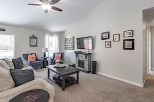 10318 Timber Hill Dr, Hillsboro, MO 63050 - Photo 9