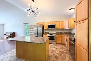 10318 Timber Hill Dr, Hillsboro, MO 63050 - Photo 11