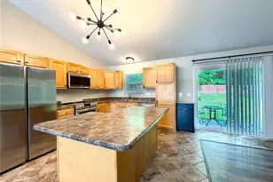 10318 Timber Hill Dr, Hillsboro, MO 63050 - Photo 13