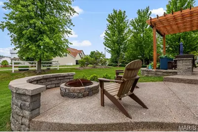 1 Bayport Court, O'Fallon, MO 63368 - Photo 9