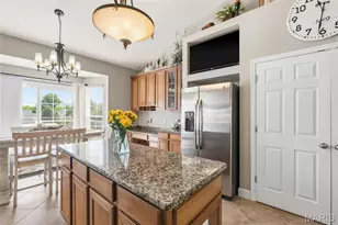 301 Red Wing Ct, Troy, MO 63379 - Photo 5