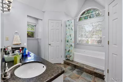 2204 Crown Point Drive, Cape Girardeau, MO 63701 - Photo 29
