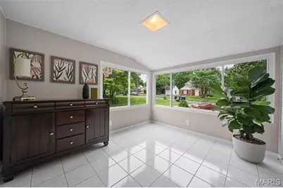 870 Victoria Place, Saint Louis, MO 63122 - Photo 15
