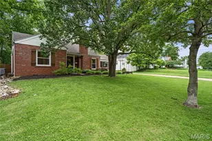 870 Victoria Pl, Saint Louis, MO 63122 - Photo 3