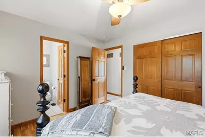 2429 Wesford Drive, Maryland Heights, MO 63043 - Photo 33