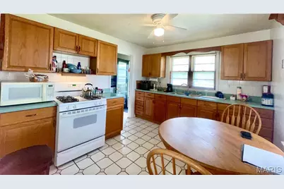 205 Kuhne Boulevard, Troy, MO 63379 - Photo 9