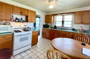 205 Kuhne Blvd, Troy, MO 63379 - Photo 9