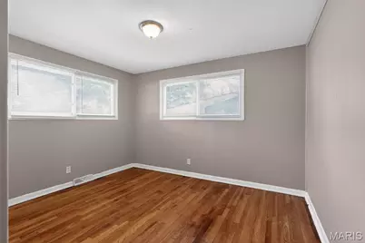 9866 Lawnview Drive, Saint Louis, MO 63136 - Photo 19
