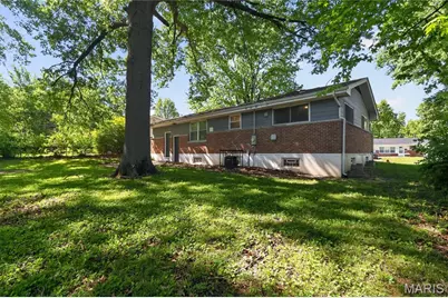 9866 Lawnview Drive, Saint Louis, MO 63136 - Photo 5