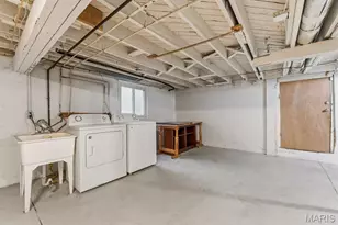 2413 Leslie Ave, Overland, MO 63114 - Photo 27