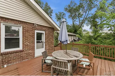2413 Leslie Avenue, Overland, MO 63114 - Photo 29