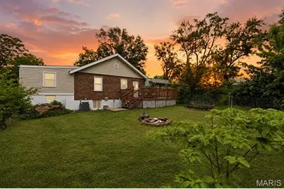 2413 Leslie Avenue, Overland, MO 63114 - Photo 31
