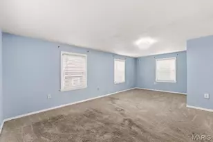 2413 Leslie Ave, Overland, MO 63114 - Photo 23