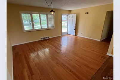 512 Bryan Avenue, Kirkwood, MO 63122 - Photo 5