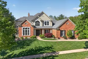 367 Pine Bend Dr, Chesterfield, MO 63005 - Photo 1