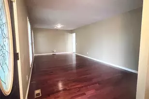 5891 Sir Edward Ln, Florissant, MO 63033 - Photo 3