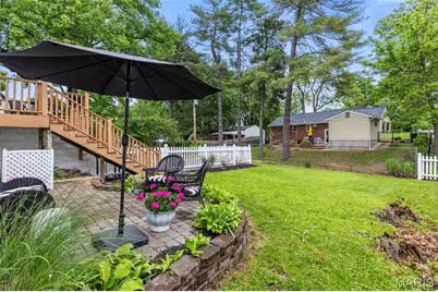 996 N Woodlawn Avenue, Kirkwood, MO 63122 - Photo 37