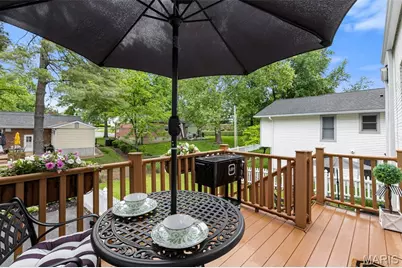 996 N Woodlawn Avenue, Kirkwood, MO 63122 - Photo 35