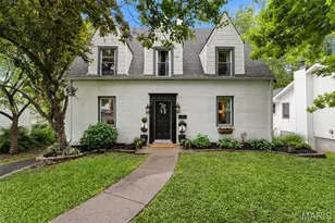 996 N Woodlawn Ave, Kirkwood, MO 63122 - Photo 1