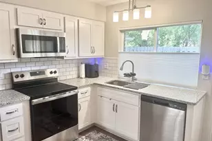 13438 Forestlac Dr, Saint Louis, MO 63141 - Photo 15