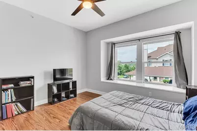 1236 Gardens Circle Drive #M, Saint Louis, MO 63125 - Photo 15