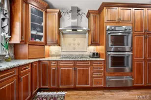 6 Upper Conway Ln, Chesterfield, MO 63017 - Photo 15