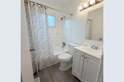 10619 Foxlair Drive, Saint Louis, MO 63137 - Photo 7