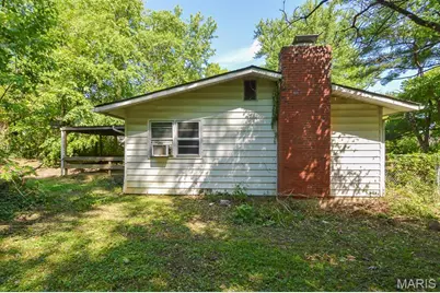 122 Coburg Drive, Saint Louis, MO 63137 - Photo 5