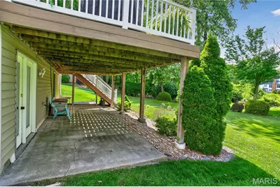 15489 Long Castle Forest Court, Chesterfield, MO 63017 - Photo 37